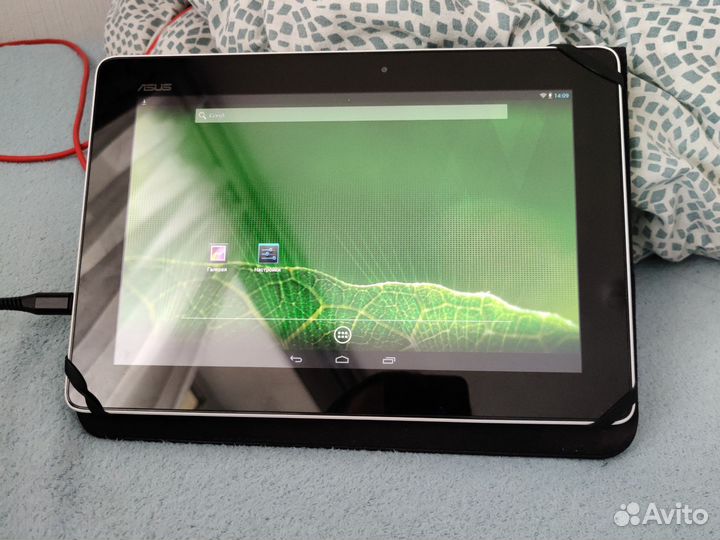 Планшет Asus me302c