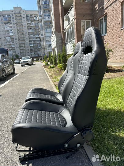 Сиденья на ниву Recaro Sport