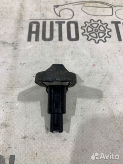 Концевик двери Toyota Rav4 XA30 1azfe 2006