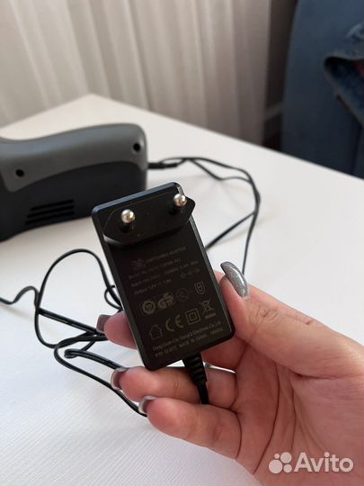 Электрическая машинка для заточки ножей