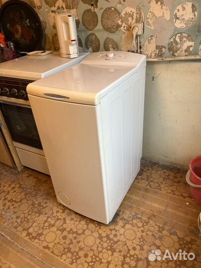 Стиральная машина с вертикальной загрузкой