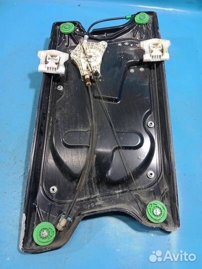 Стеклоподъемник электр. передней левой двери Land