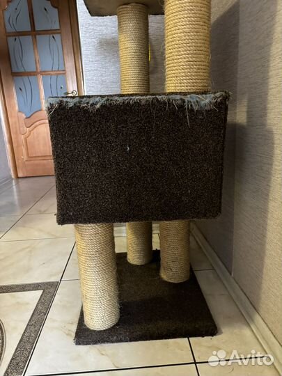 Домик для кошки с когтеточкой