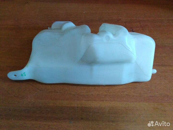 Бачок омывателя Renault Clio 2001 - 2005