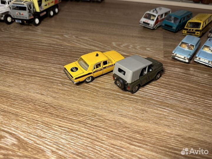 1:43 СССР: газ 24 А14, УАЗ 469 А34, Москвич 403