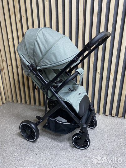 Прогулочная коляска indigo