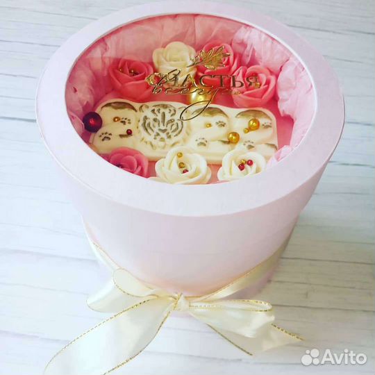 Сладкий подарок на день рождения из шоколада