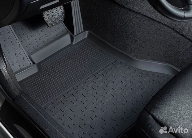 Комплект ковриков резиновых на vesta