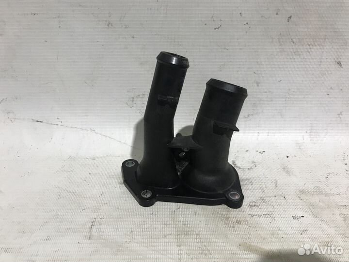 Корпус термостата Ford Focus 3 1.6 pnda