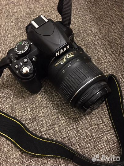 Зеркальный фотоаппарат