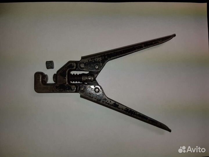 Пломбиратор для свинцовых пломб (СССР)