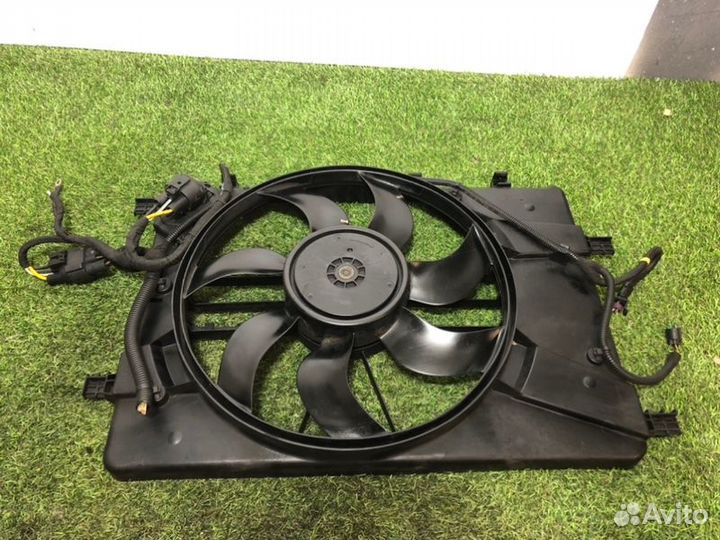 Вентилятор радиатора Opel Astra J A16XER 2010