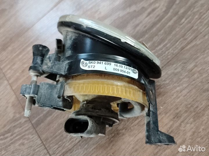 Фара противотуманная volkswagen tiguan I