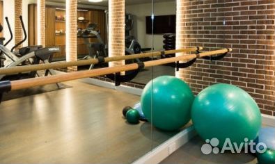 Зеркало настенное с фацетом