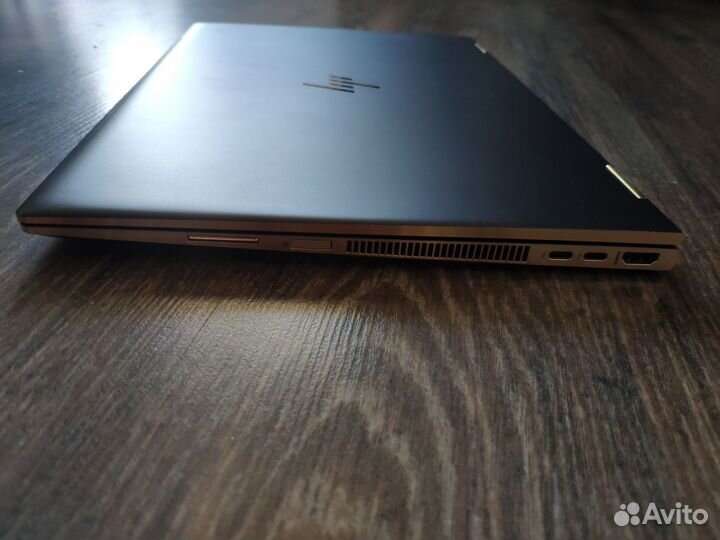 Ноутбук HP Spectre x360 15.6 Core i7 16gb 512g ssd