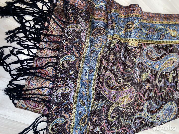 Кашемировые шарф новый