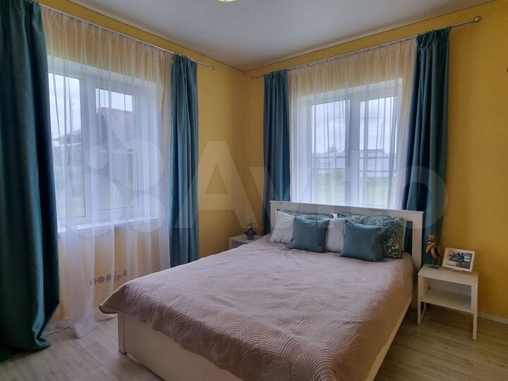 Коттедж 266 м² на участке 16 сот.