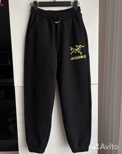 Джоггеры Nike x Jacquemus