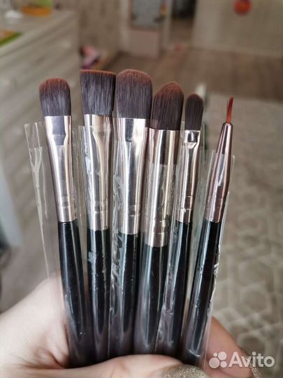 Кисти для макияжа новые
