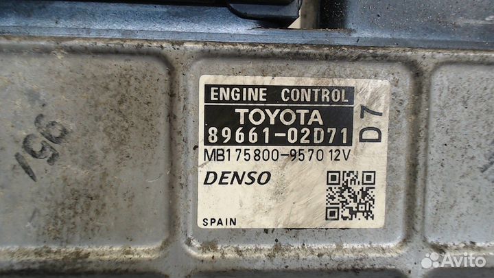 Блок управления двигателем Toyota Auris E15, 2007