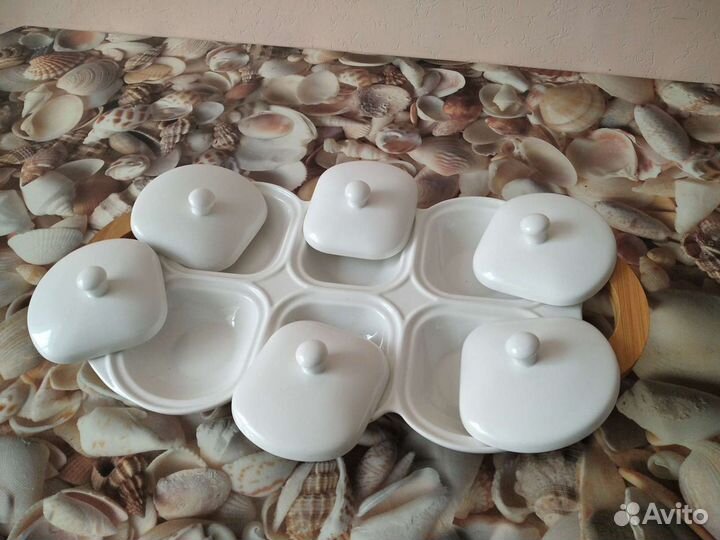 Менажница фарфоровая