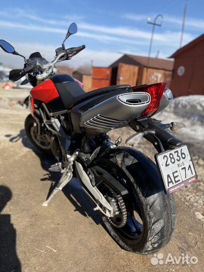 Aprilia Dorsoduro 750