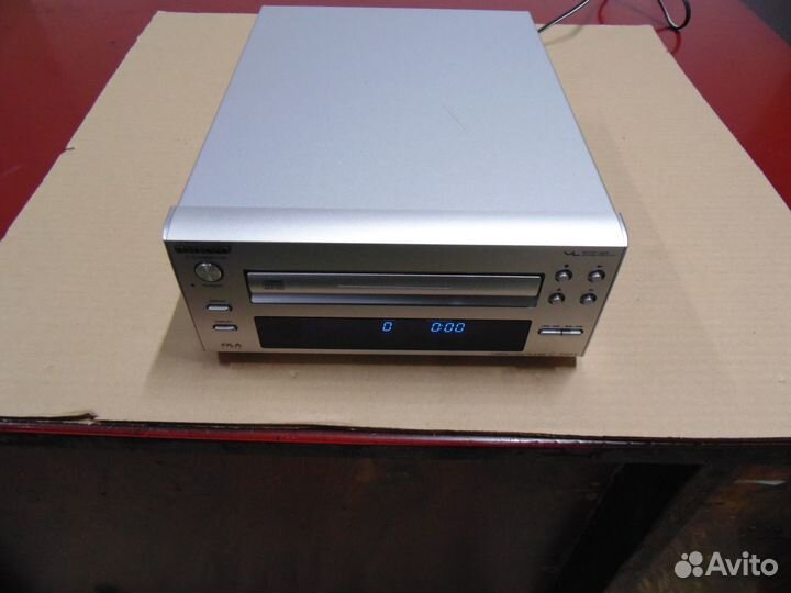HiFi cd проигрыватель onkyo C-705X
