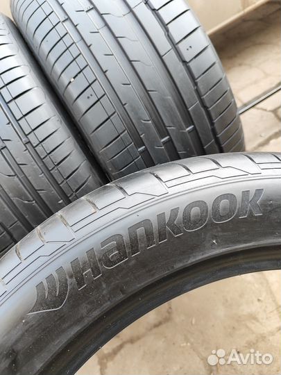 Hankook Ventus S1 Evo 3 EV K127E 235/50 R20 и 265/45 R20 104T