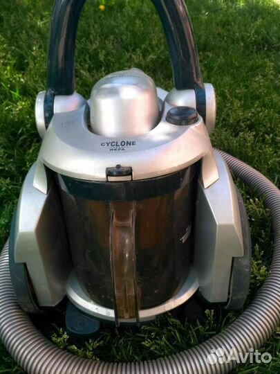 Пылесосы lg и shivaki в рабочем состоянии