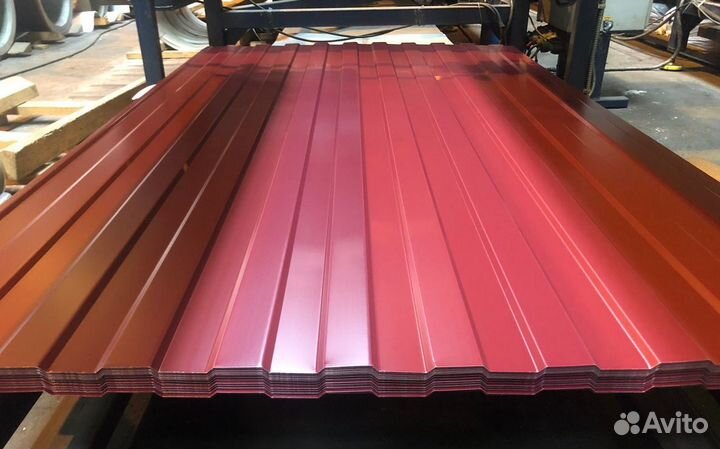 Профнастил С-8, толщина 0,45, цвет вишня 3005