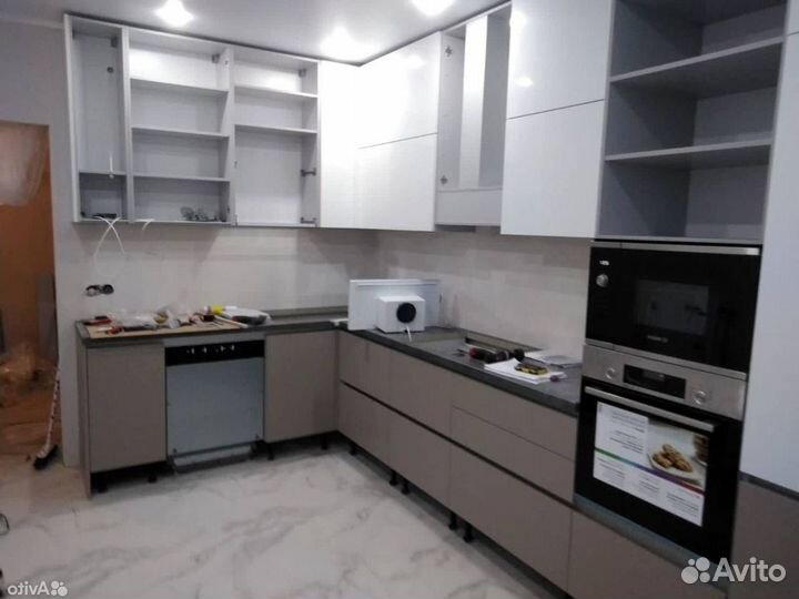 Кухонный гарнитур 