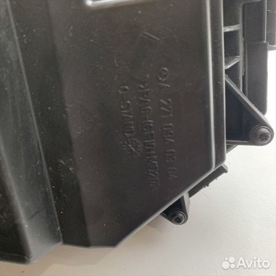 Корпус воздушного фильтра Мерседес w212 M271