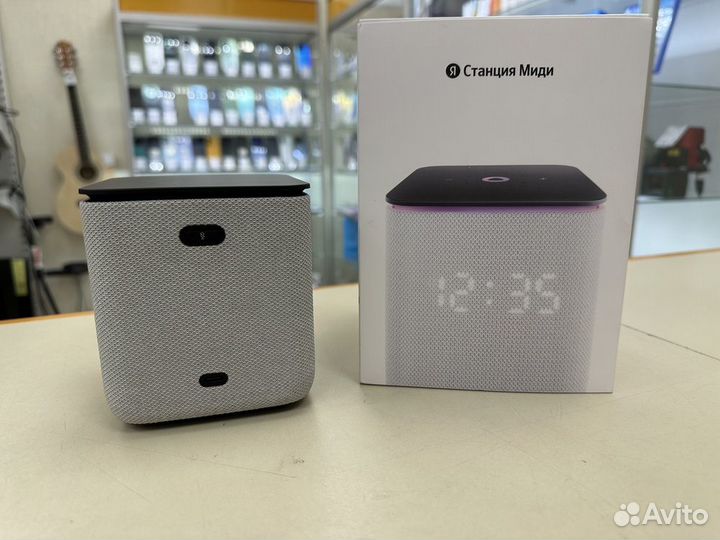 Умная колонка Яндекс Станция Миди