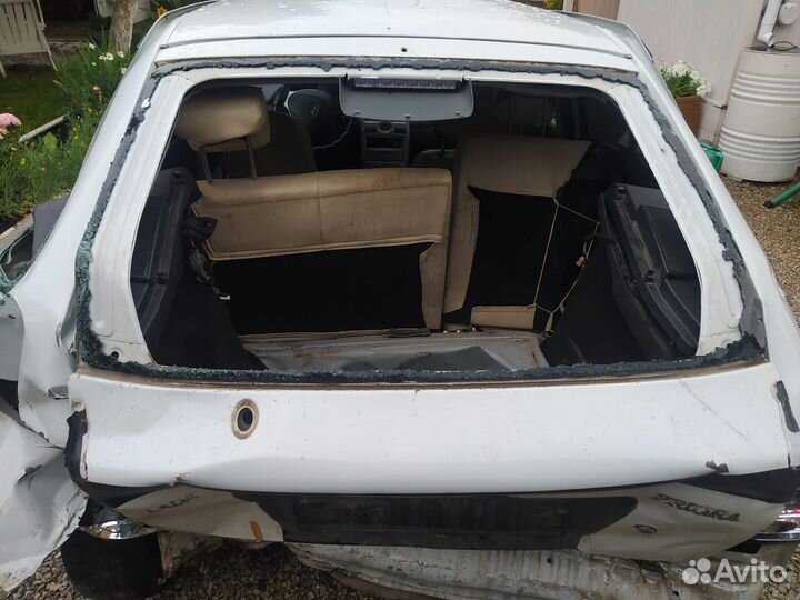 LADA Priora 1.6 МТ, 2012, битый, 120 000 км