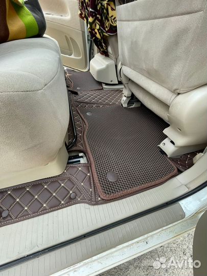 Коврики в салон 3D Toyota Ipsum