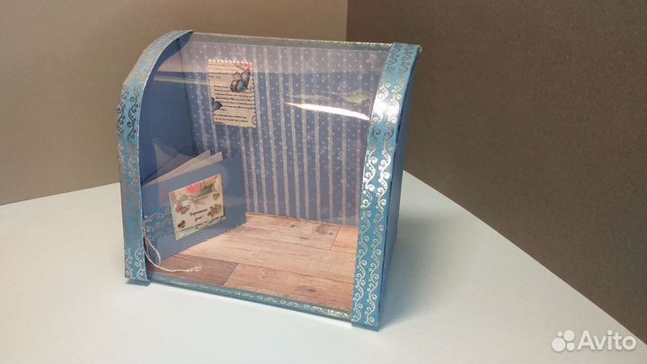 Игрушка Корги на диване