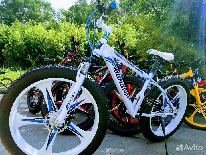 Велосипед фэтбайк. Литые диски. Стальная рама