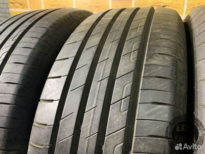 Goodyear EfficientGrip Performance 215/55 R18