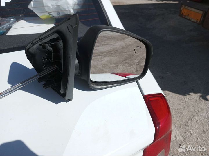 Зеркало renault logan 1