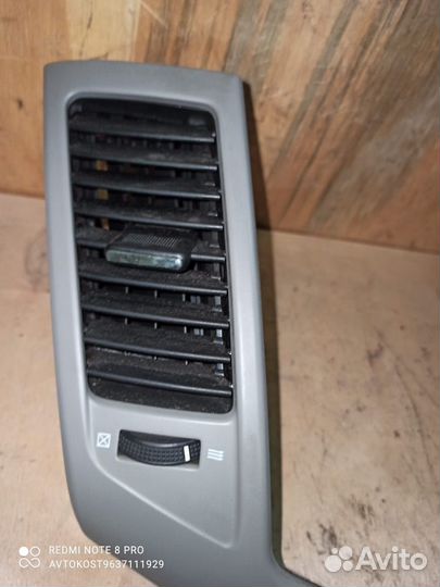 Дефлектор воздушный центральный Chevrolet Cruze