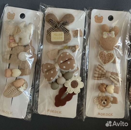 Набор резинок и заколок для волос новый