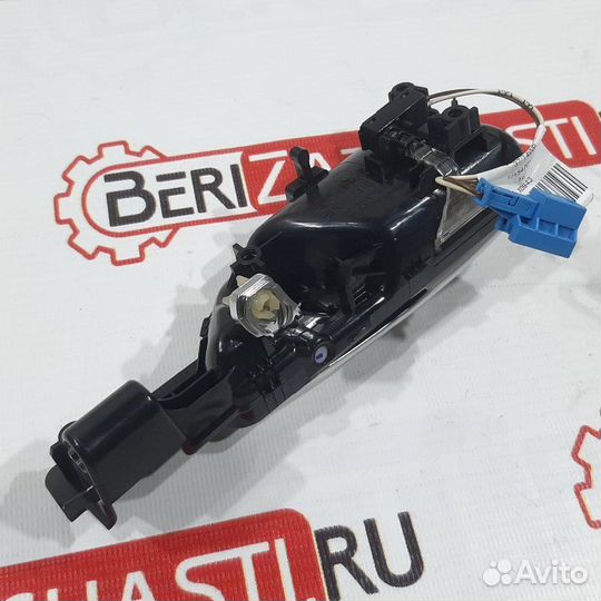 Ручка двери внутренняя правая Mercedes-Benz