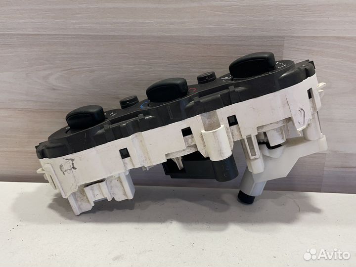 Переключатель отопителя (печки) Ford Mondeo 4 2007