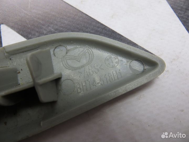 Крышка форсунки фароомывателя Mazda 3 BM