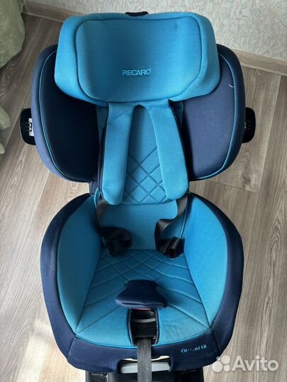 Детское автокресло recaro OptiaFix Xenon Blue