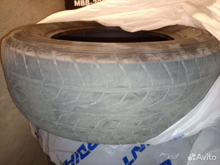 Nitto NT 650 215/65 R16