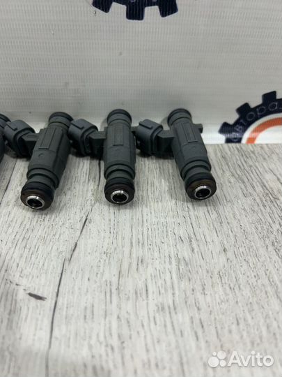 Топливная форсунка Kia Spectra