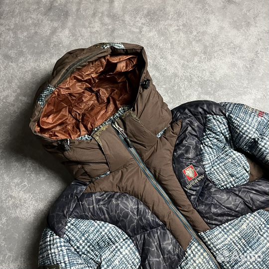 Пуховик black yak gorpcore