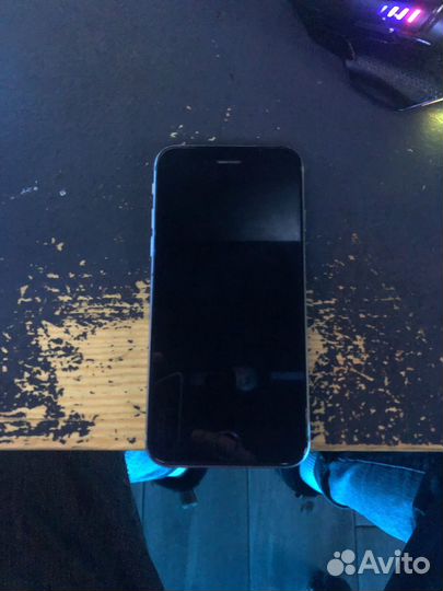 iPhone 6S, 32 ГБ
