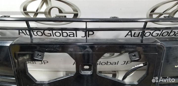 Решетка в бампер Toyota Corolla Fielder